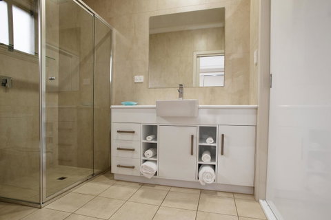 Renmark Holiday Apartments - Holiday Jervis Bay 6