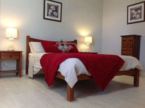 Elandra Holiday Home - Holiday Jervis Bay 19