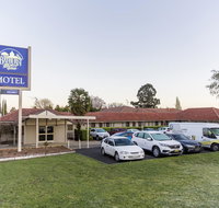 Bathurst Motor Inn - Holiday Jervis Bay