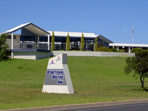 Robetown Motor Inn & Apartments - Holiday Jervis Bay 0