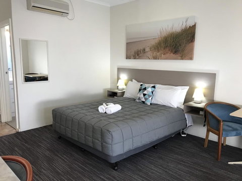 Robetown Motor Inn & Apartments - Holiday Jervis Bay 25