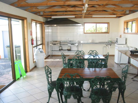 Robetown Motor Inn & Apartments - Holiday Jervis Bay 6