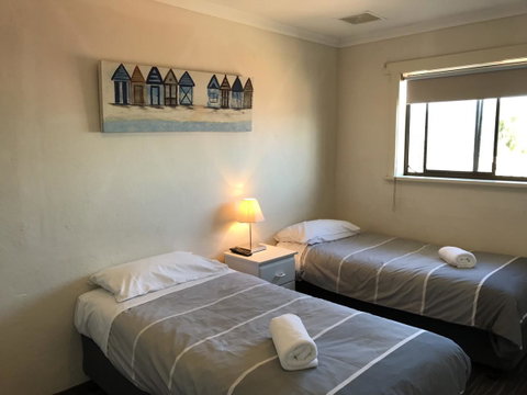 Robetown Motor Inn & Apartments - Holiday Jervis Bay 12