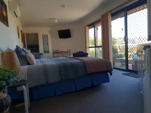 Barossa Valley Studio - Holiday Jervis Bay 4
