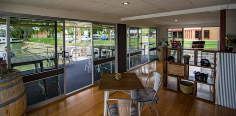 Murray River Queen - Holiday Jervis Bay 29