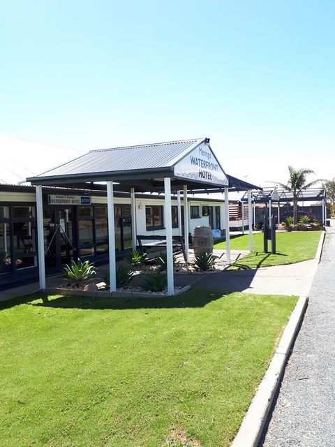 Meningie Waterfront Motel - Holiday Jervis Bay 0