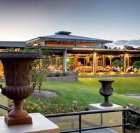 Harrigan's Irish Pub  Accommodation - Holiday Jervis Bay