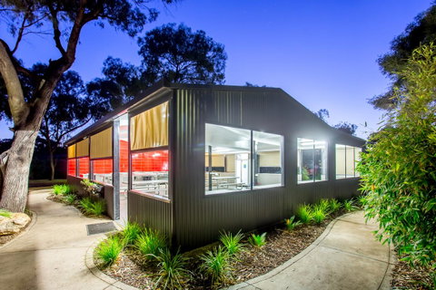 BIG4 Renmark Riverfront Holiday Park - Holiday Jervis Bay 44
