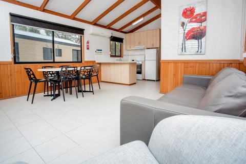 BIG4 Renmark Riverfront Holiday Park - Holiday Jervis Bay 1