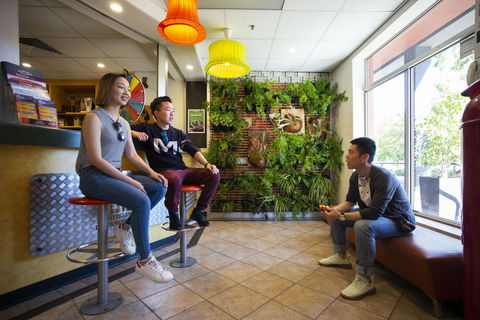 YHA Adelaide Central - Holiday Jervis Bay 1