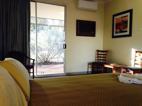 Nightcap At Roxby Downs - Holiday Jervis Bay 4