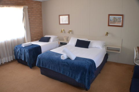 Deer Park Motor Inn Armidale - Holiday Jervis Bay 2