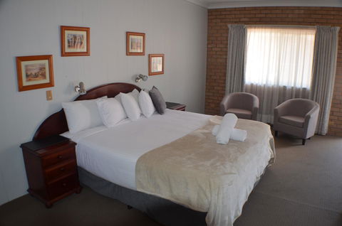 Deer Park Motor Inn Armidale - Holiday Jervis Bay 5
