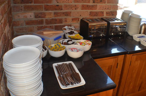 Deer Park Motor Inn Armidale - Holiday Jervis Bay 15