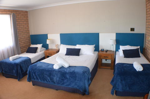 Deer Park Motor Inn Armidale - Holiday Jervis Bay 10
