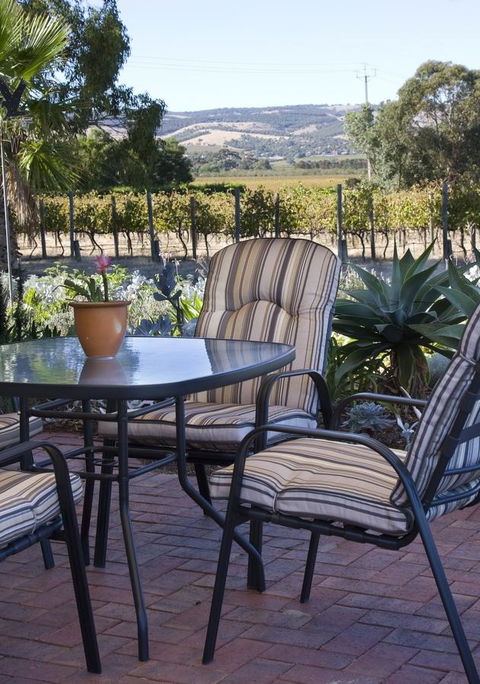 Linger Longer Vineyard - Holiday Jervis Bay 14