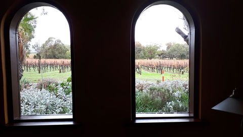 Linger Longer Vineyard - Holiday Jervis Bay 6