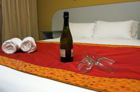 Victoria Hotel Strathalbyn - Holiday Jervis Bay 0