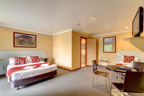 Victoria Hotel Strathalbyn - Holiday Jervis Bay 18