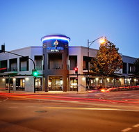 Mawson Lakes Hotel - Holiday Jervis Bay