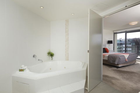 Sevan Apartments Forster - Holiday Jervis Bay 12