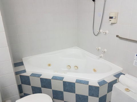 Mandurah Family Resort - Holiday Jervis Bay 2