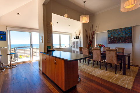 Cottesloe Beach House I - Holiday Jervis Bay 12