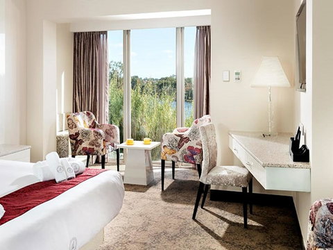 Swan River Hotel - Holiday Jervis Bay 6