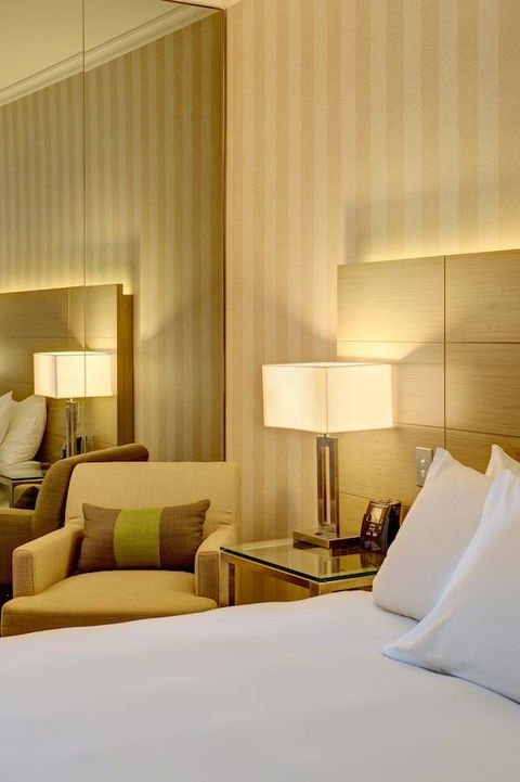 Parmelia Hilton Perth - Holiday Jervis Bay 40