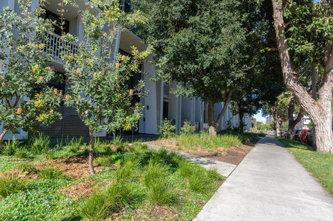 Inner City Stylish Apt Walk To Green Square - Holiday Jervis Bay 17