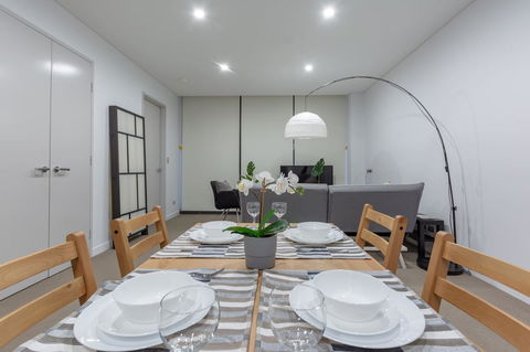 Inner City Stylish Apt Walk To Green Square - Holiday Jervis Bay 10