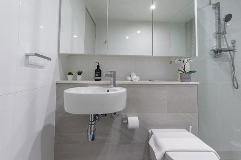 Inner City Stylish Apt Walk To Green Square - Holiday Jervis Bay 3