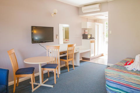 Kempsey Rose Motor Inn - Holiday Jervis Bay 25