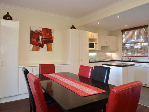 Villa Executive 2br Cypress DS Located Within Cypress Lakes Resort - Holiday Jervis Bay 6