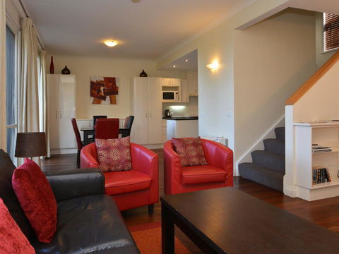 Villa Executive 2br Cypress DS Located Within Cypress Lakes Resort - Holiday Jervis Bay 1