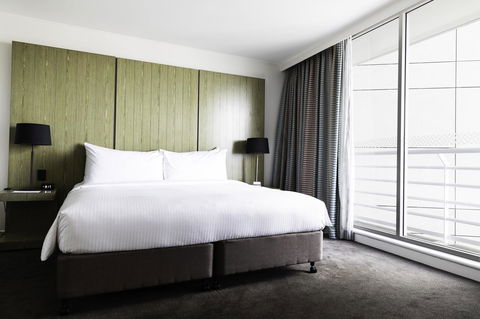 Hyatt Regency Sydney - Holiday Jervis Bay 13