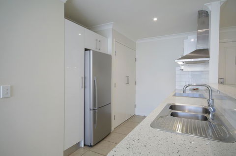Macquarie Waters Boutique Apartment Hotel - Holiday Jervis Bay 23