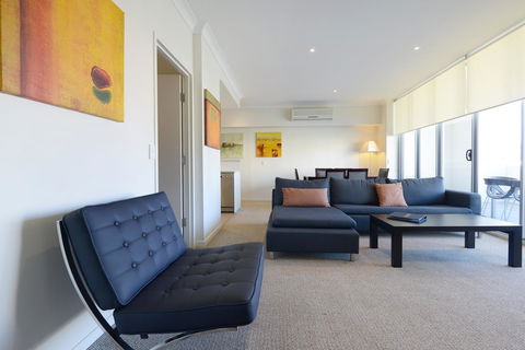 Macquarie Waters Boutique Apartment Hotel - Holiday Jervis Bay 11