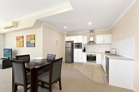 Macquarie Waters Boutique Apartment Hotel - Holiday Jervis Bay 6