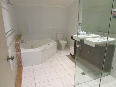 Crowne Plaza Hawkesbury Valley, An IHG Hotel - Holiday Jervis Bay 14