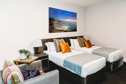 Coniston Hotel Wollongong - Holiday Jervis Bay 3
