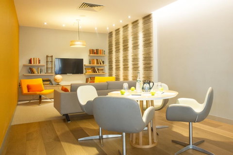 Novotel Sydney Darling Harbour - Holiday Jervis Bay 27