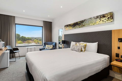 Quality Hotel Rules Club Wagga - Holiday Jervis Bay 16