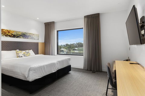Quality Hotel Rules Club Wagga - Holiday Jervis Bay 7