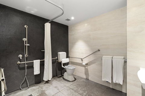 Quality Hotel Rules Club Wagga - Holiday Jervis Bay 9