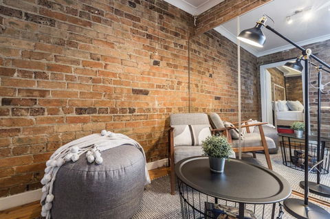 Chippendale Â· Quaint 1880â€™s Sydney Chippendale Terrace House - Holiday Jervis Bay 4