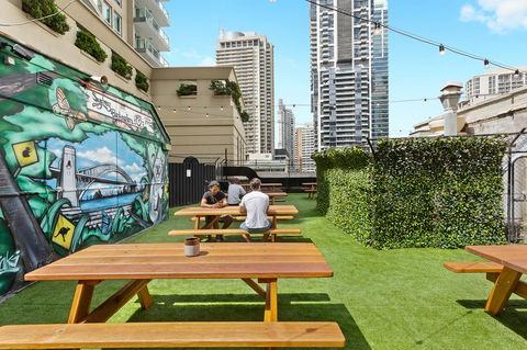 Summer House Sydney City - Formerly Sydney Backpackers - Holiday Jervis Bay 9