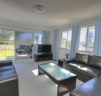 45 Wharf Street - Whole House - Holiday Jervis Bay