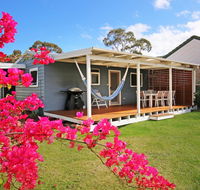 Hayes Beach House - Jervis Bay - Pet Friendly - Holiday Jervis Bay