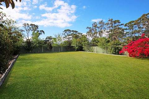 Hayes Beach House I Award Winner I 4 Mins To Beach - Holiday Jervis Bay 21